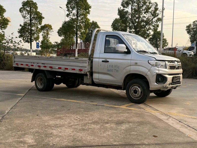 长沙23年瑞驰EC35新能源2