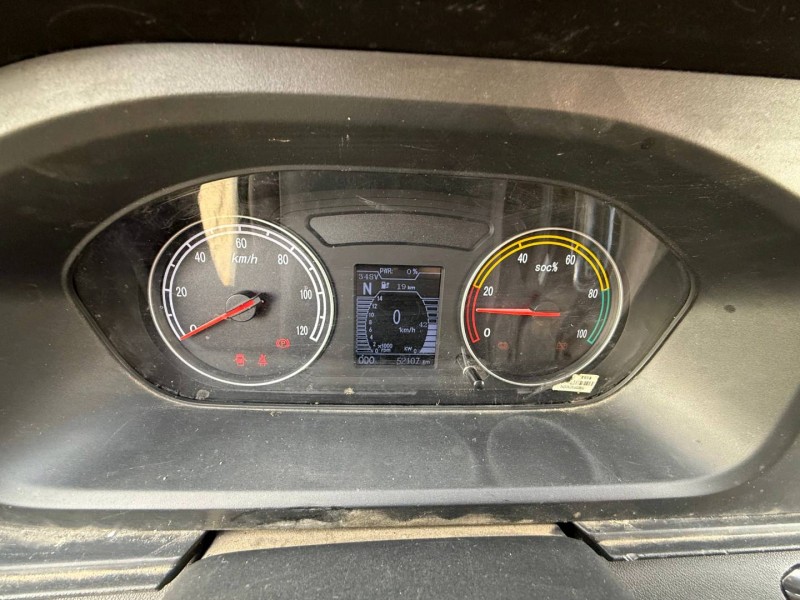 长沙23年瑞驰EC35新能源4