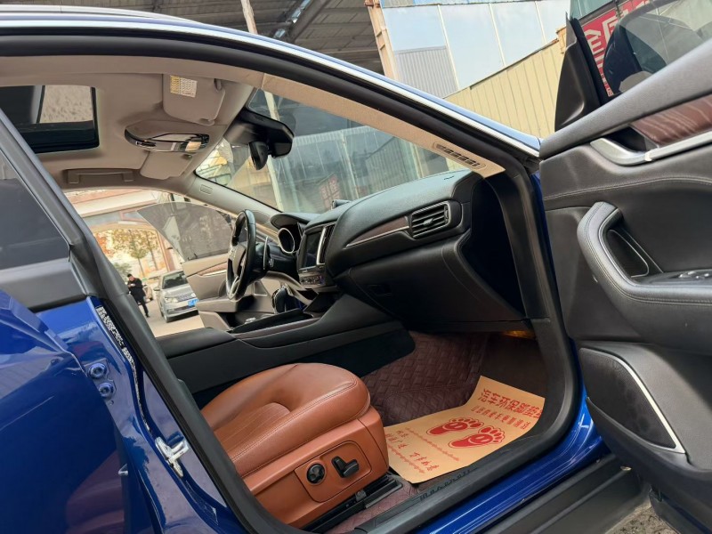 徐州18年玛莎拉蒂Levante6