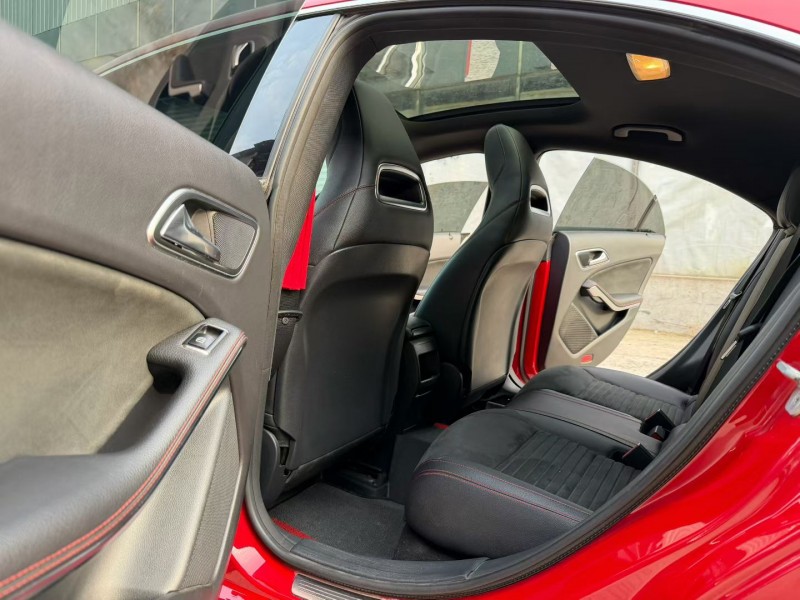 徐州16年奔驰CLA8