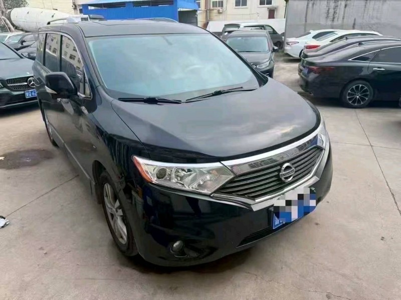 青岛17年日产贵士3