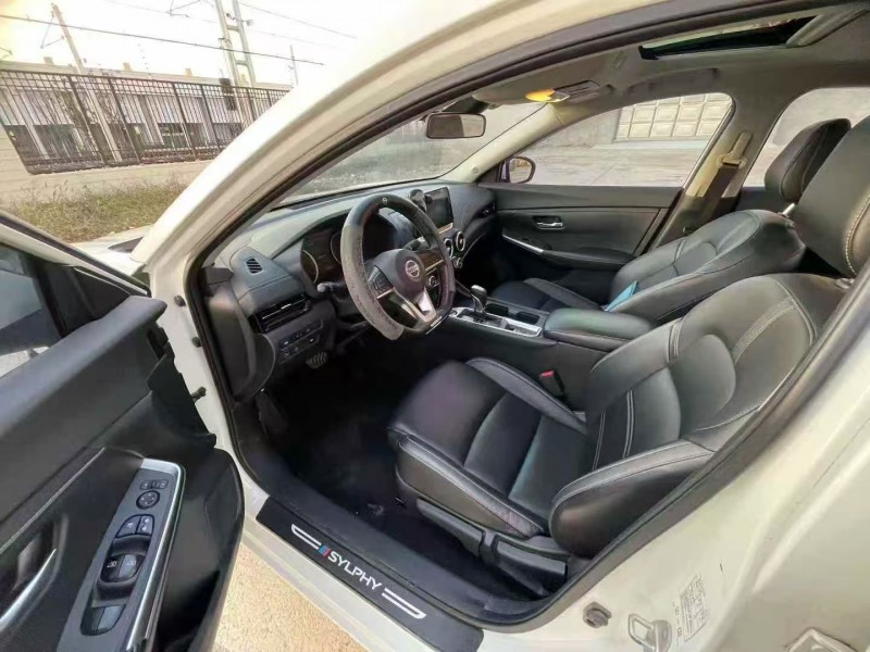 南昌21年日产轩逸6