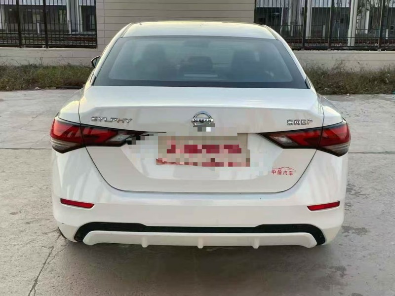 南昌21年日产轩逸9