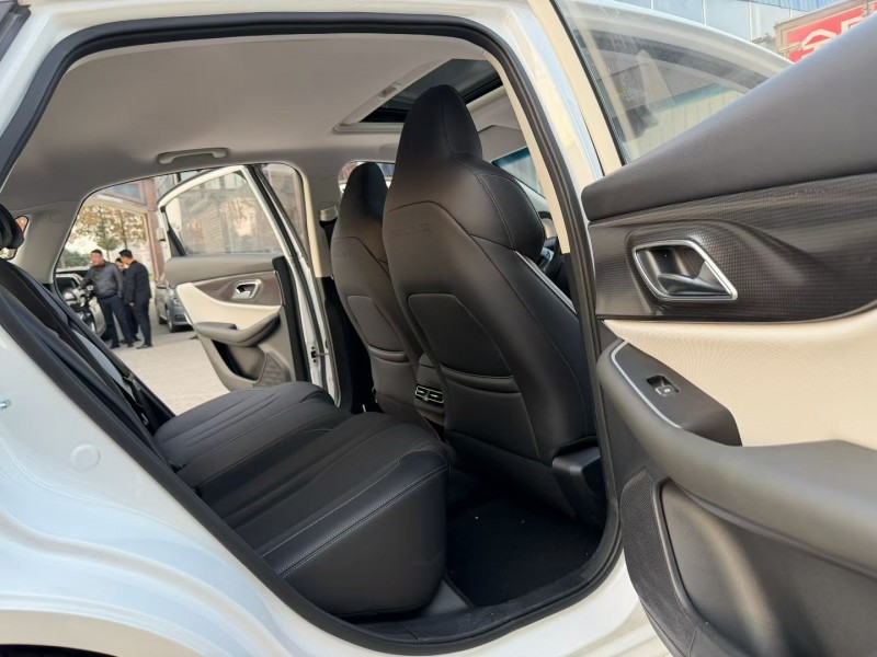 徐州25年北汽新能源EU系列7