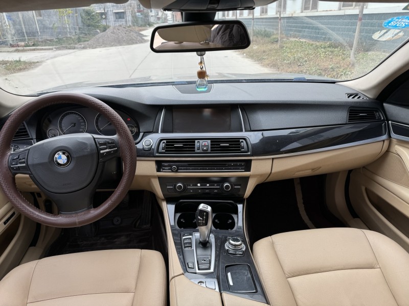 新乡15年宝马5系5