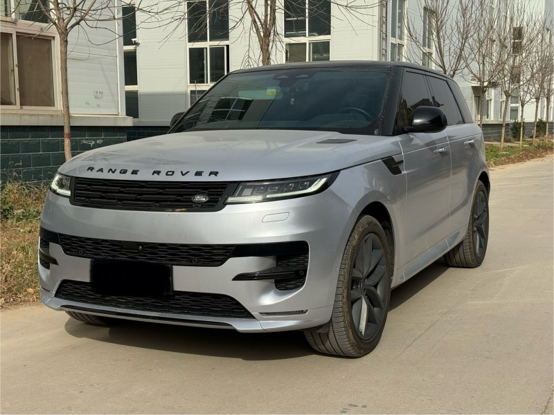 新乡23年路虎揽胜运动2