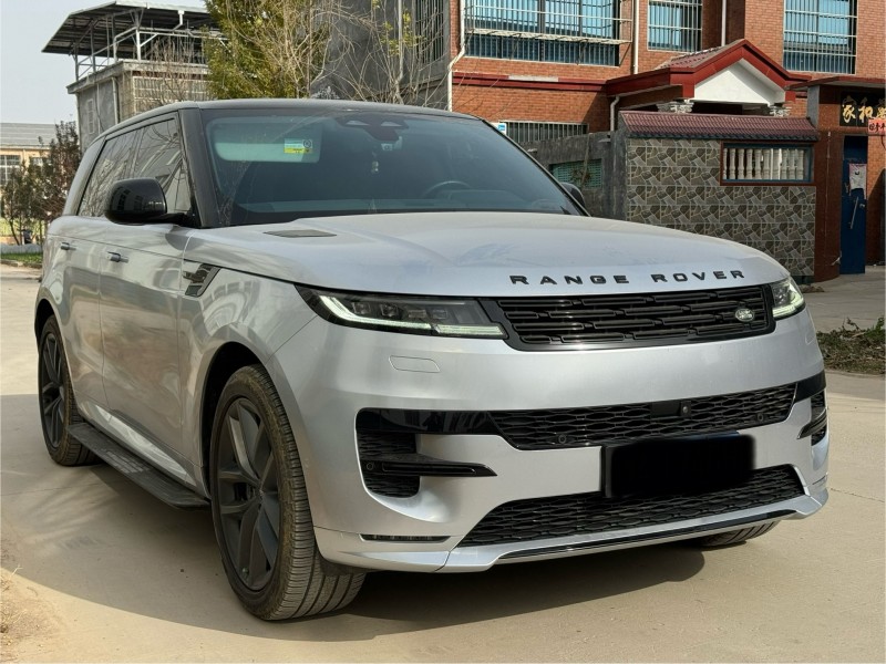 新乡23年路虎揽胜运动3