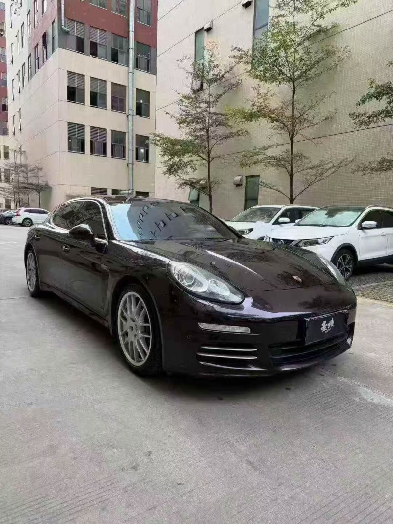 珠海15年保时捷帕拉梅拉3