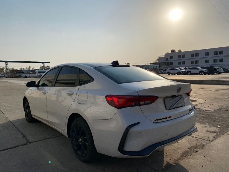 兰州23年别克威朗9