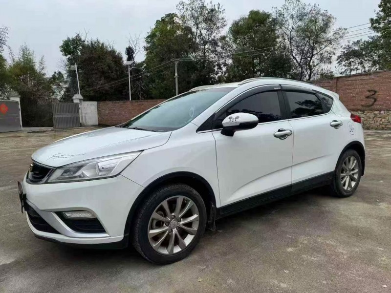 珠海17年吉利帝豪3