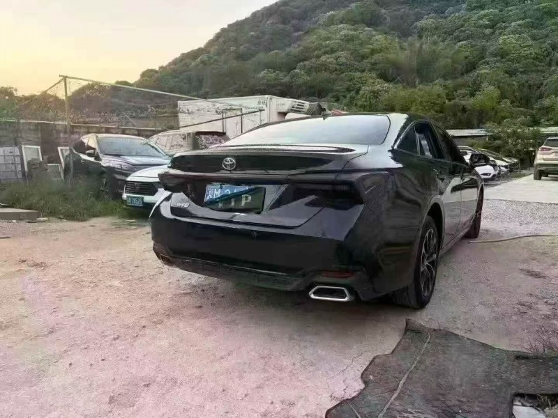 湛江25年丰田亚洲龙8