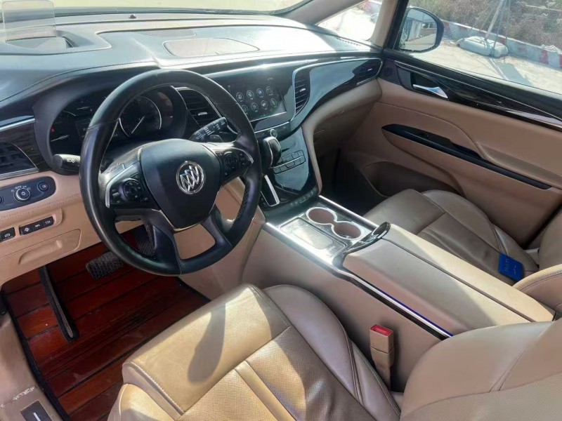 济南19年别克GL83