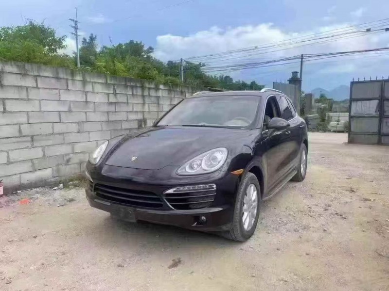 珠海14年保时捷卡宴2