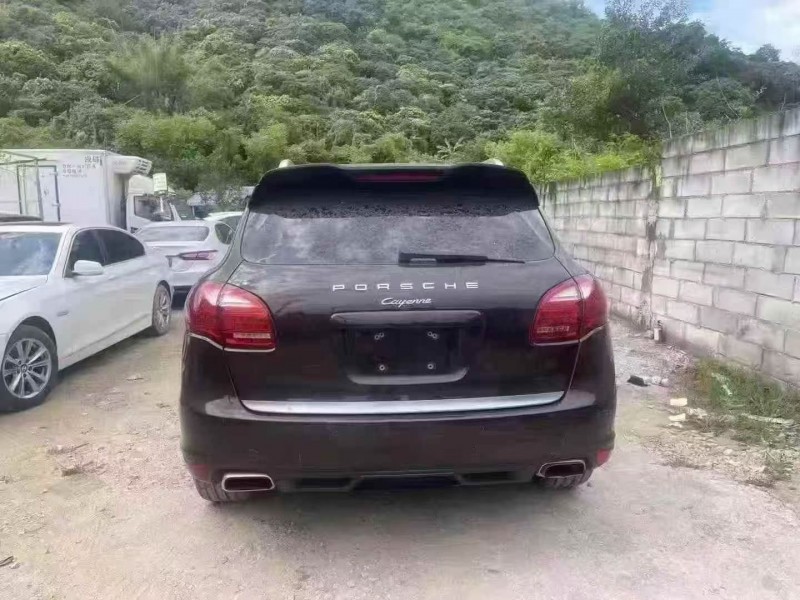 珠海14年保时捷卡宴8