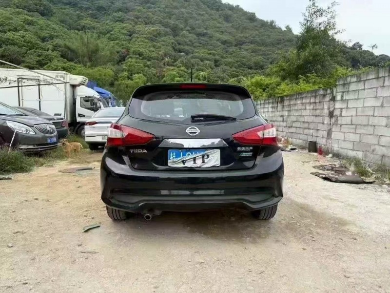 深圳17年日产骐达9