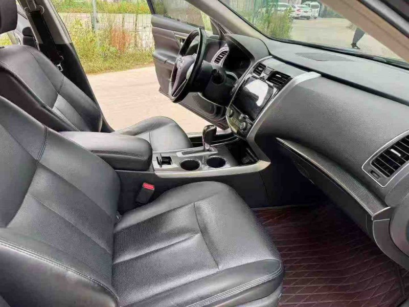 徐州16年日产天籁4