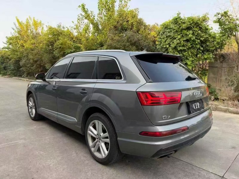 徐州16年奥迪Q78