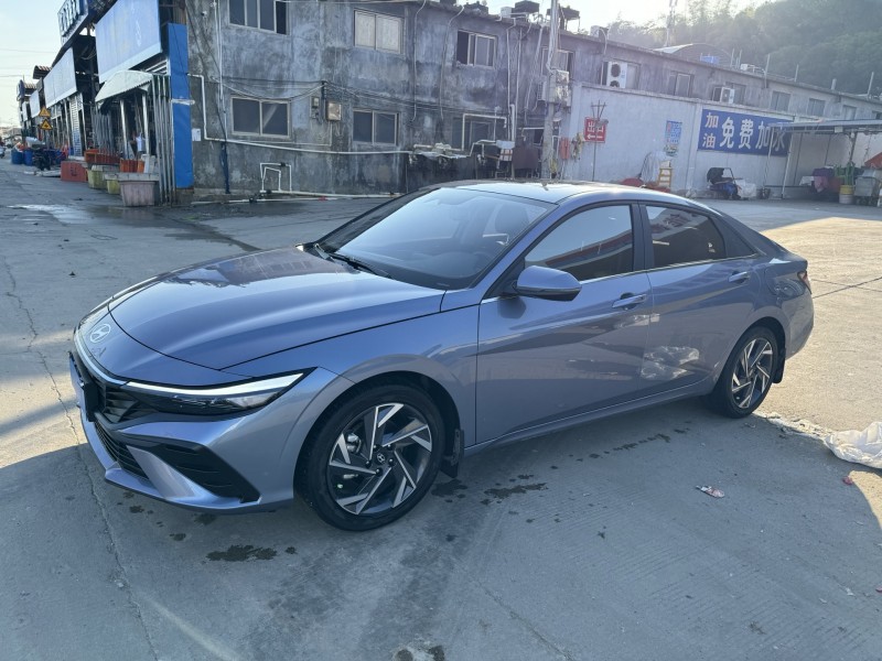 潮州24年现代伊兰特2