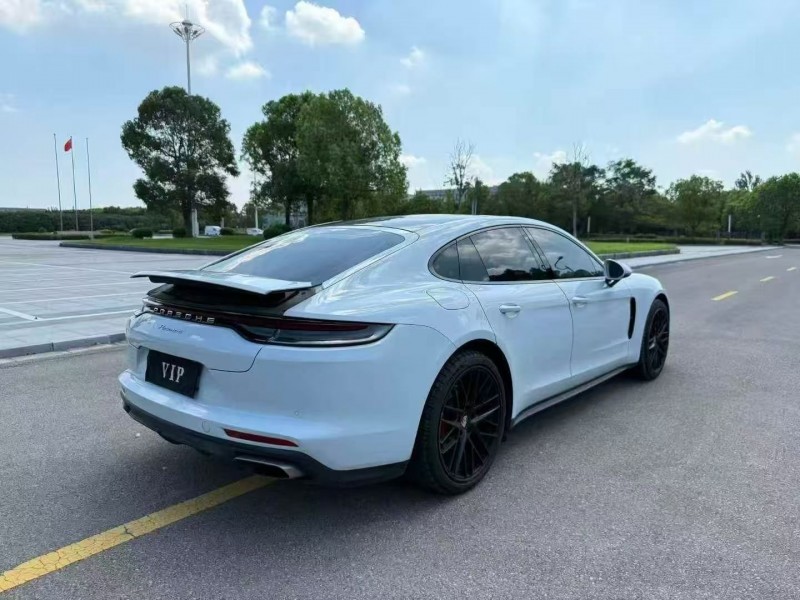 淮安21年保时捷帕拉梅拉8