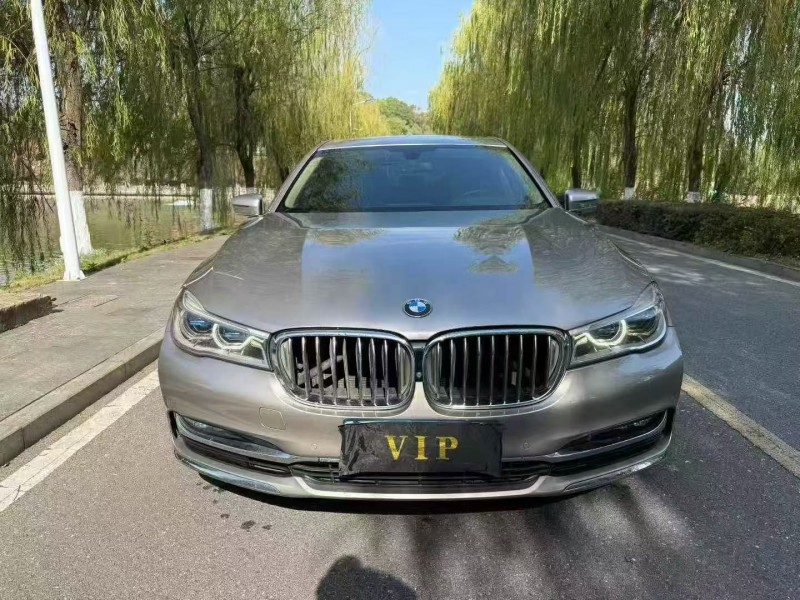 九江18年宝马7系1