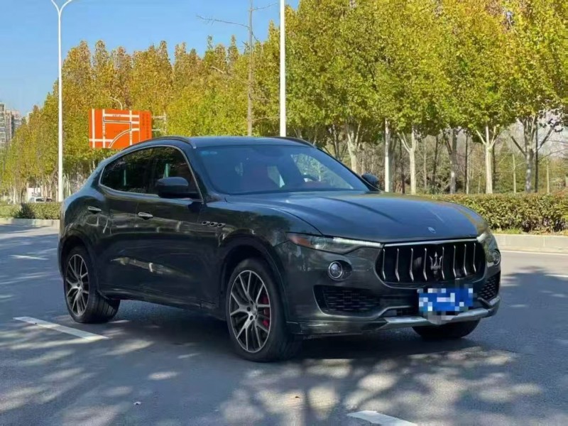 枣庄18年玛莎拉蒂Levante2