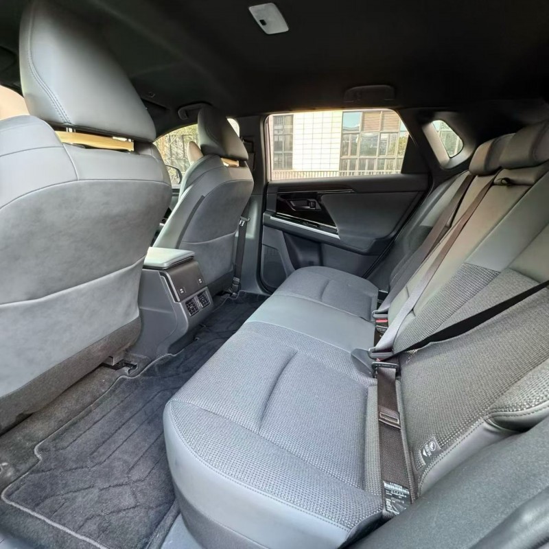 盐城25年丰田铂智6