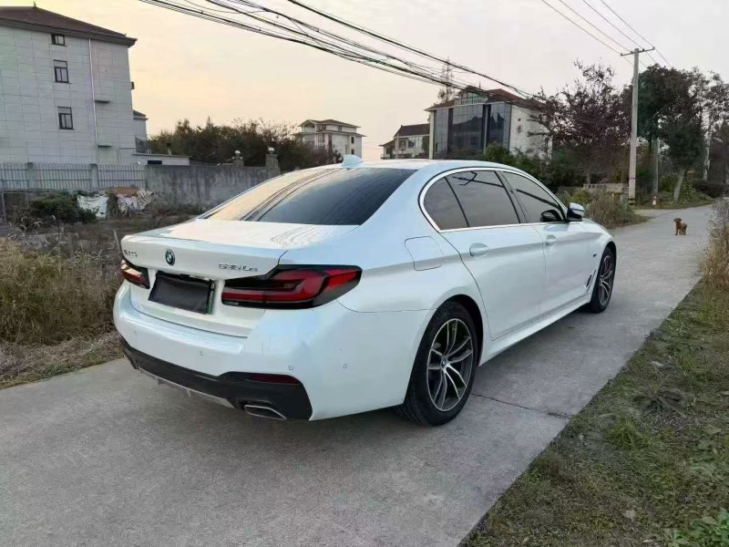 湖州22年宝马5系8