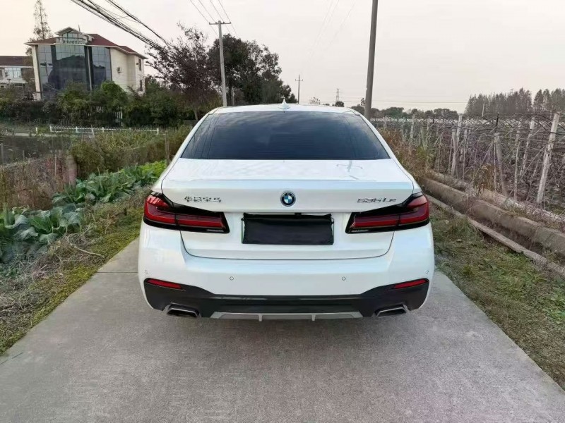 湖州22年宝马5系9