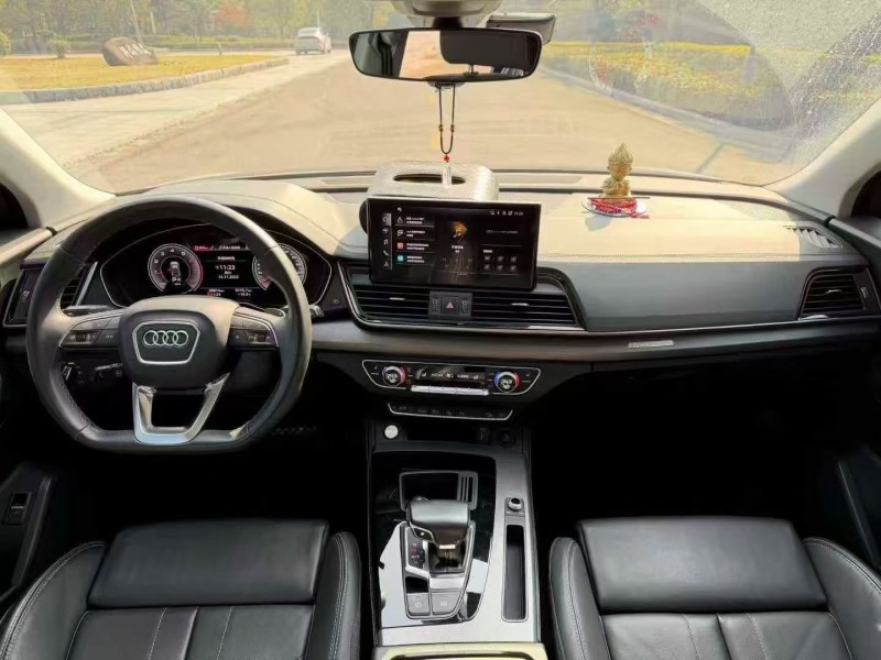 苏州21年奥迪Q56