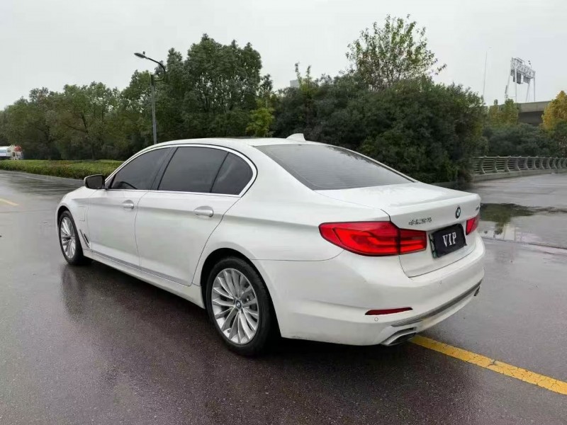 南京20年宝马5系8