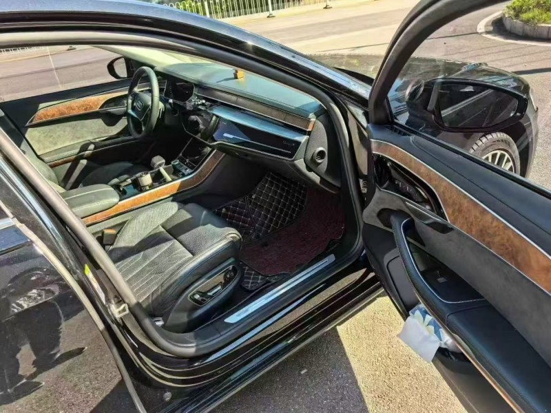 桂林20年奥迪A8L7