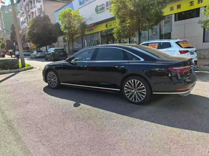桂林20年奥迪A8L9