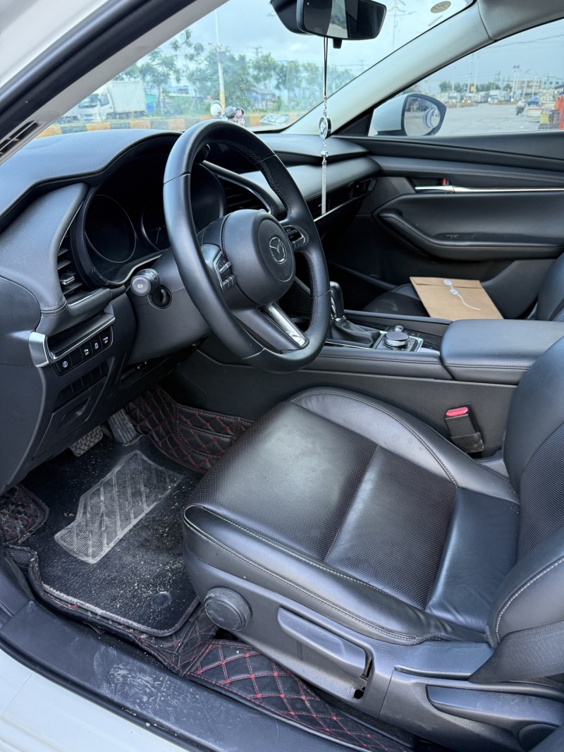 潮州23年马自达昂克赛拉3