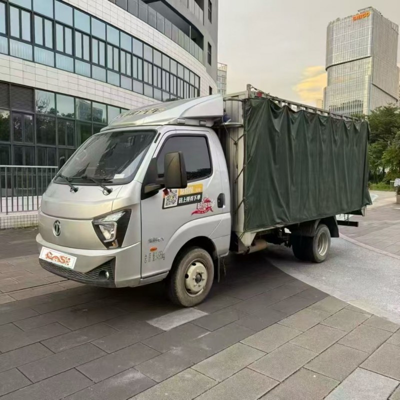 佛山24年飞碟箱货货车3