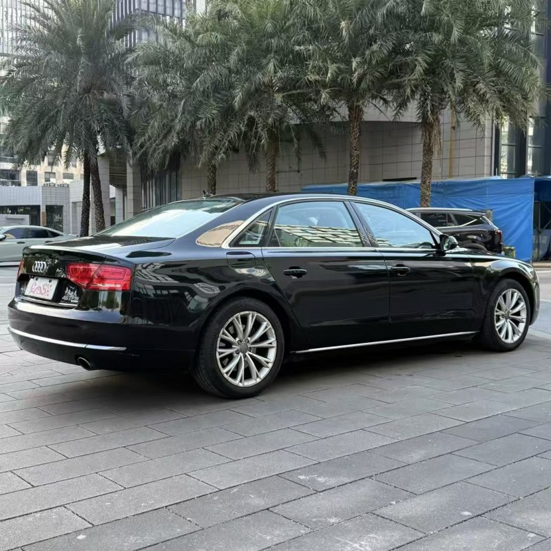 佛山12年奥迪A8L8