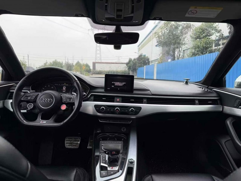 焦作18年奥迪A4L5