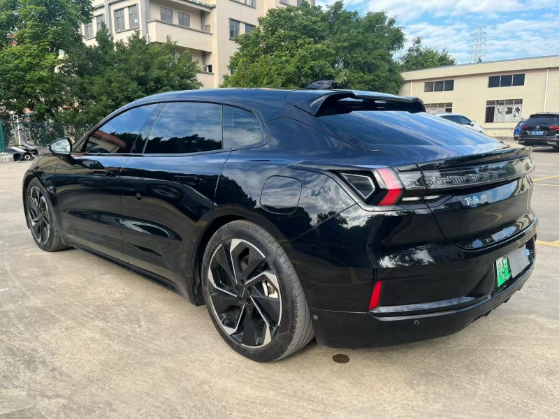 中山24年极氪汽车0014