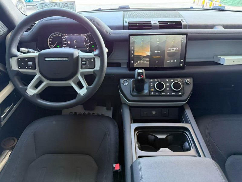 榆林23年路虎卫士5