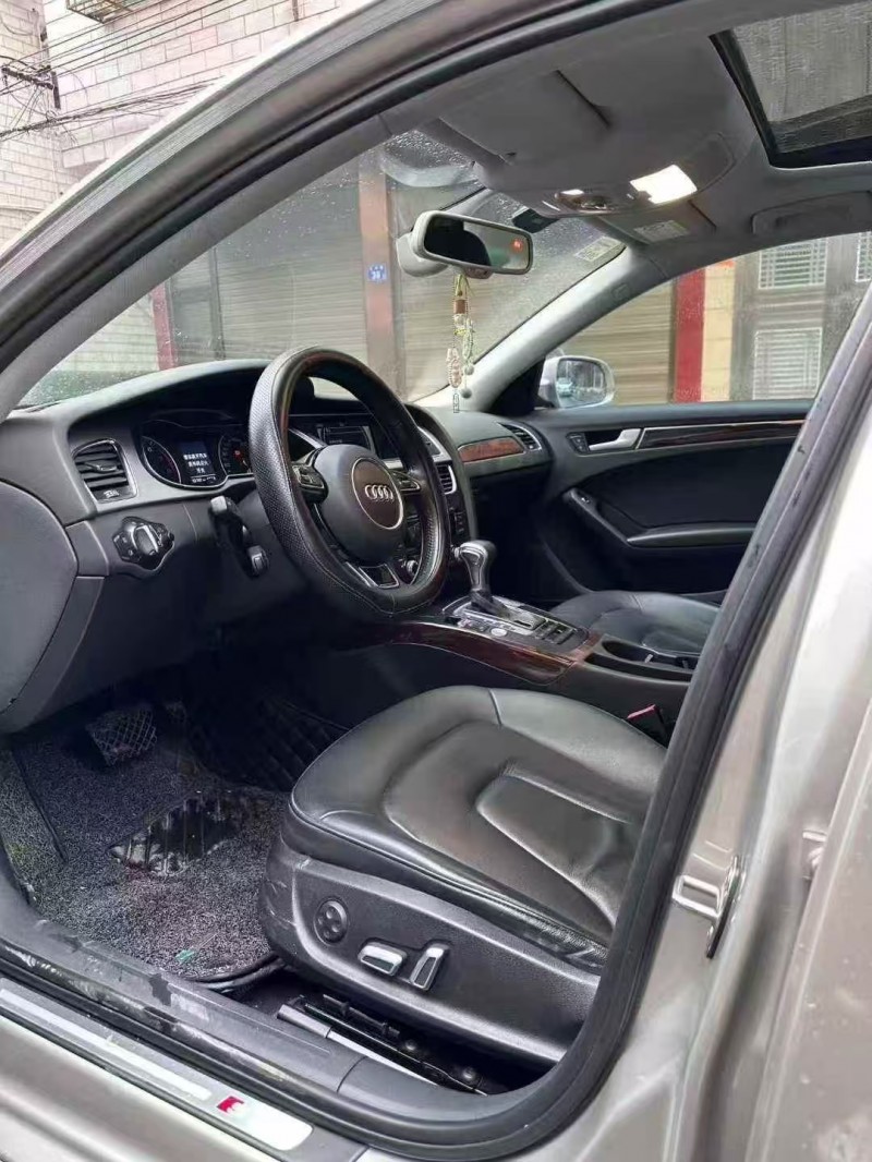 长沙16年奥迪A4L3