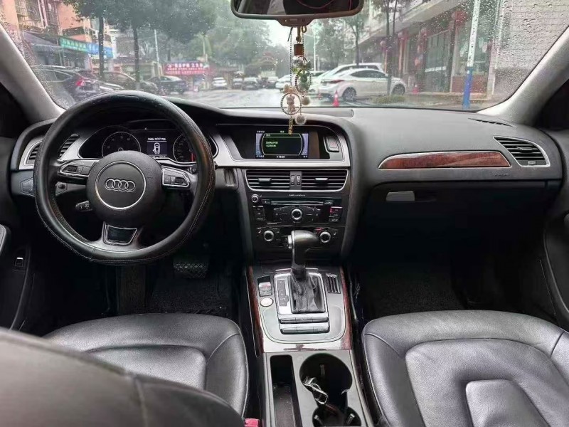 长沙16年奥迪A4L4