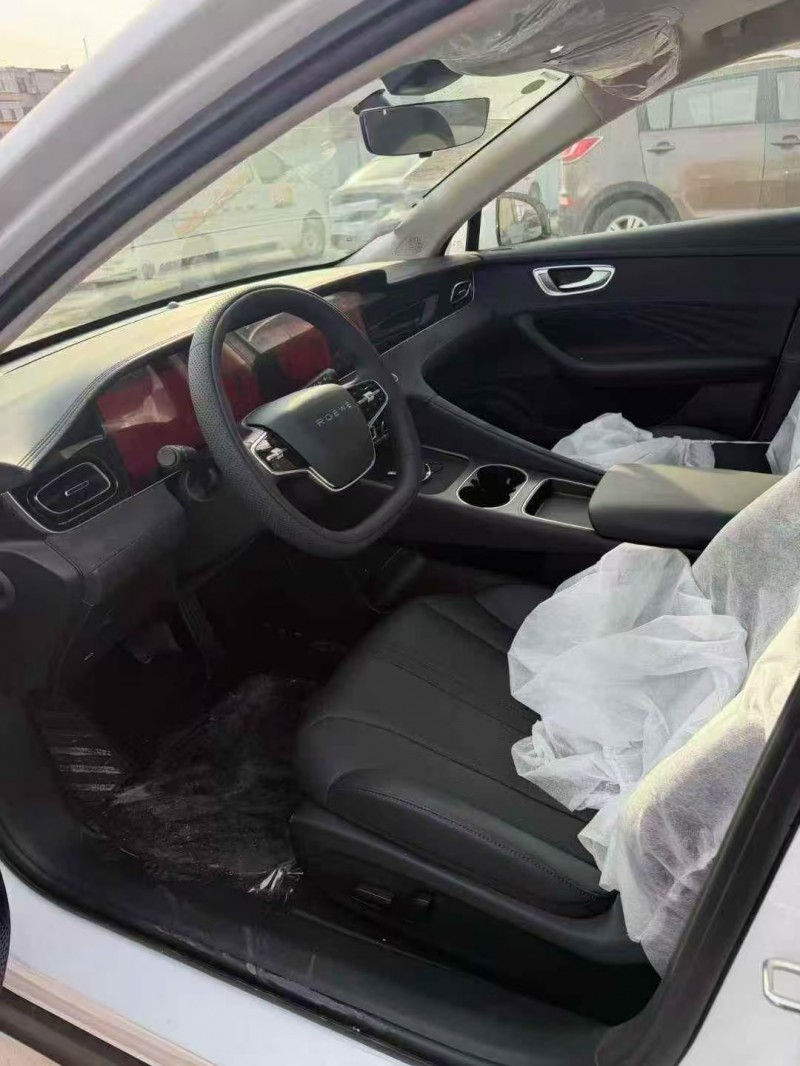 保定25年荣威D72