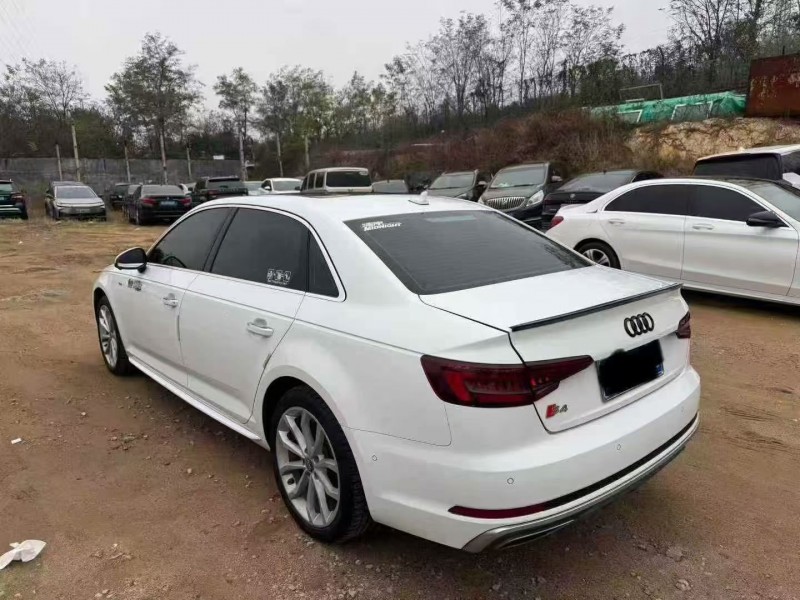 枣庄19年奥迪A4L9