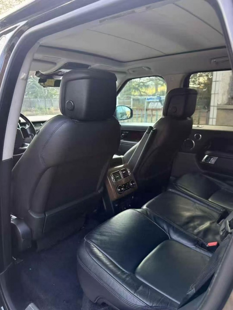 烟台18年路虎揽胜行政5