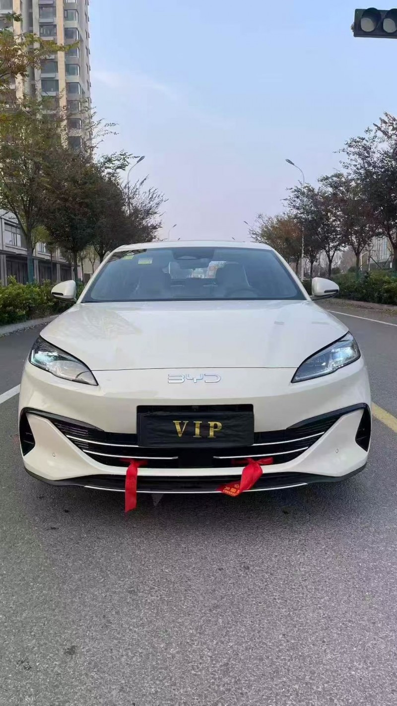 淄博25年比亚迪海豹1