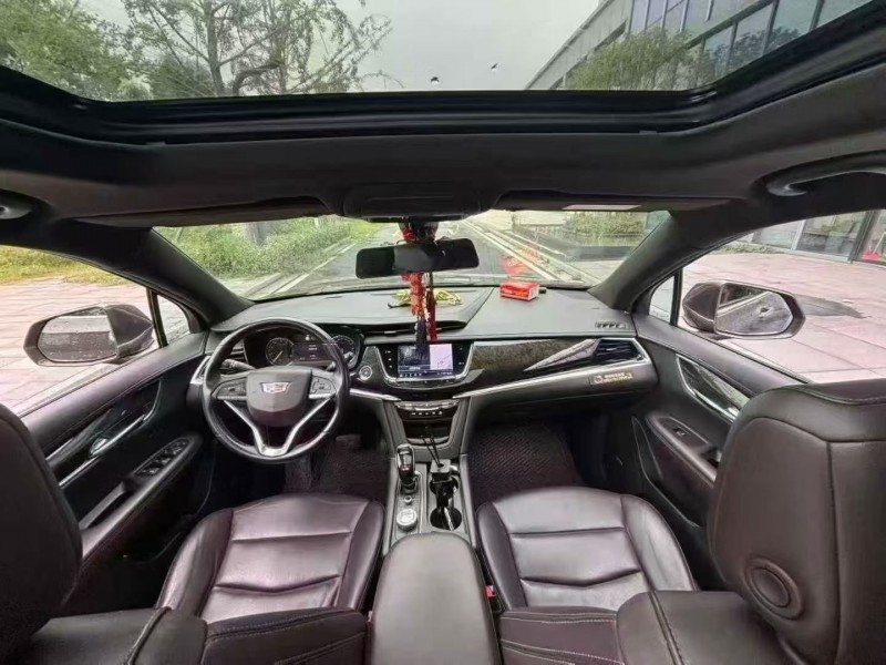 湘潭20年凯迪拉克XT64