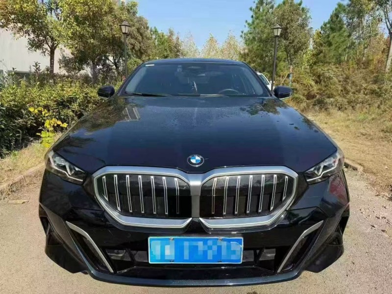 十堰24年宝马5系1