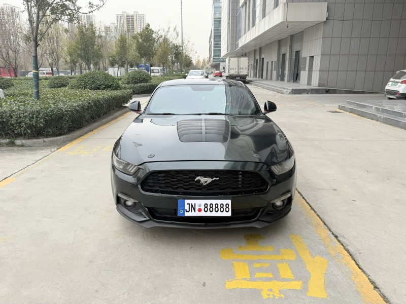 济宁16年福特野马1