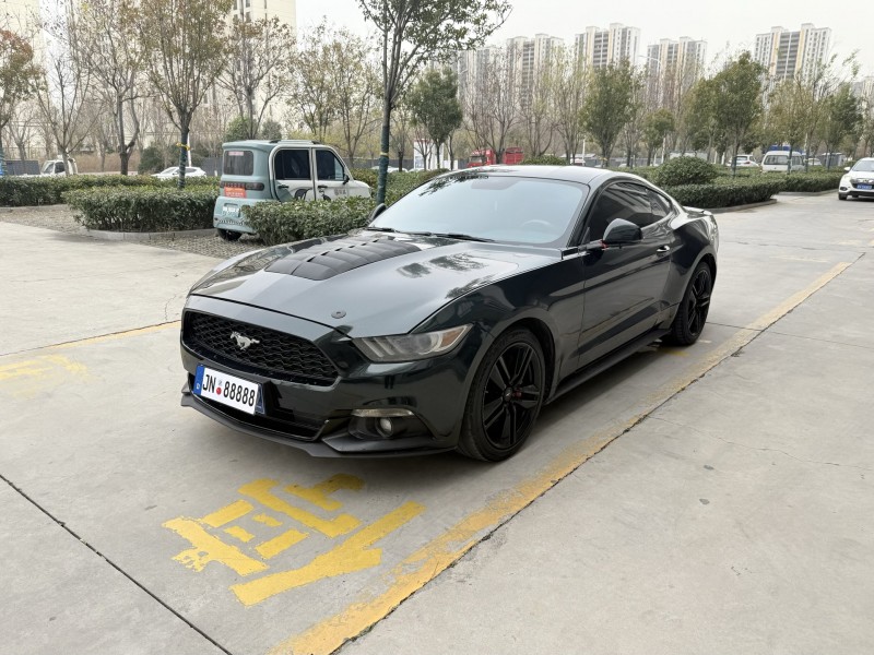 济宁16年福特野马2