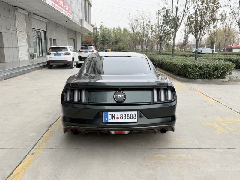 济宁16年福特野马9