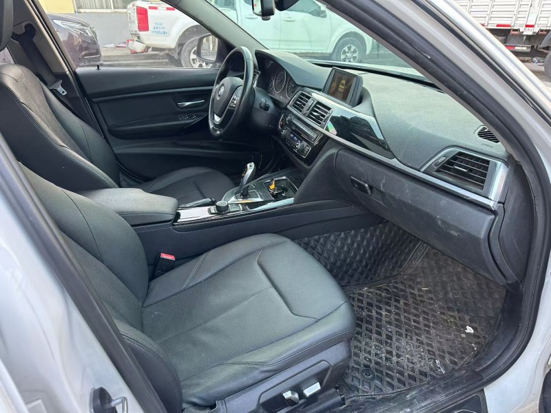 淄博16年宝马3系4